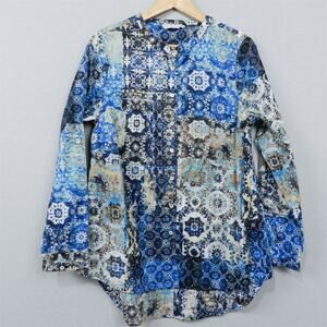 Soft‎ Surroundings Blue Floral Batik Patchwork Blouse Size M Button Up Shirt Top